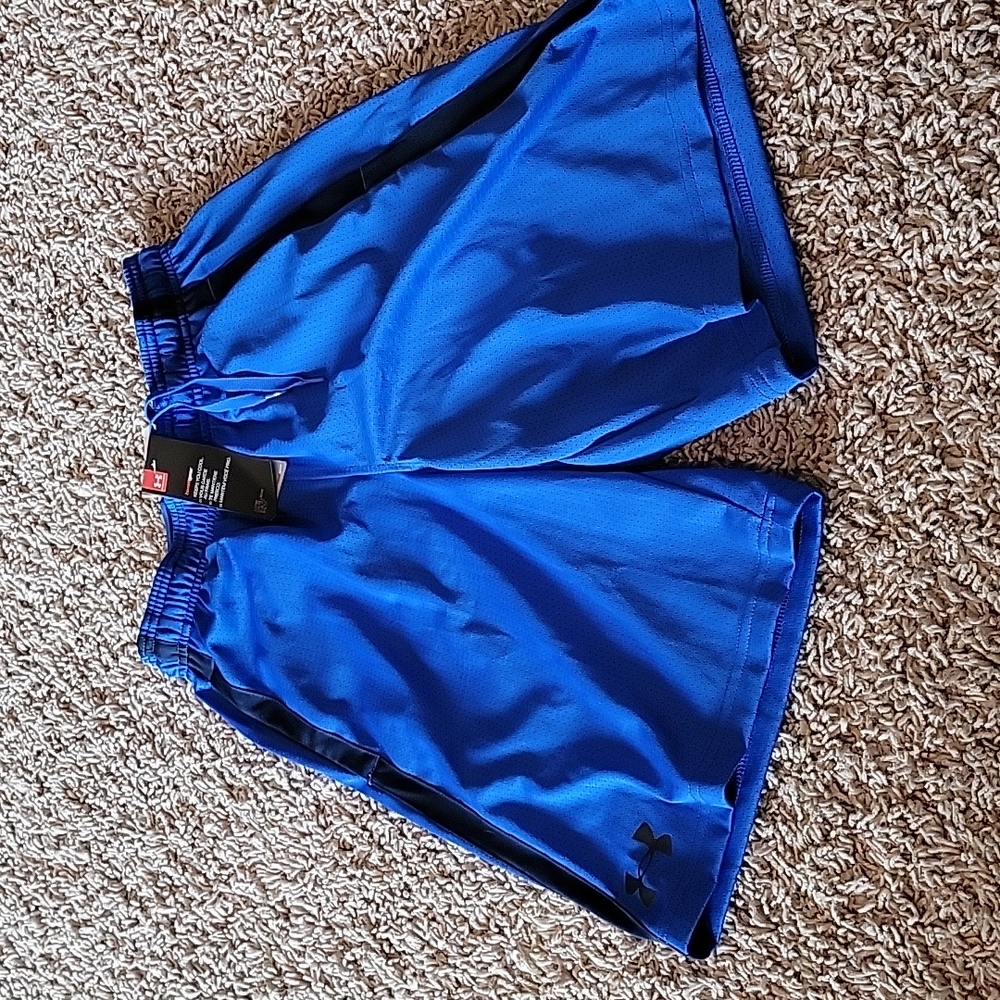 NWT Under Armour shorts